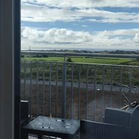 An Toileán Balcony Appartamento Milltown Malbay